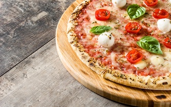 Menu de Comida Italiana para 2 Pessoas ao Jantar por 26€ em São Sebastião!