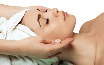 Massagem de Relaxamento ao Corpo Inteiro + Mini Facial em Baguim do Monte!