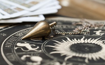 Consulta Holística: Terapia Mesa Radiónica + Tarot por 25€ junto ao Campo Grande!  